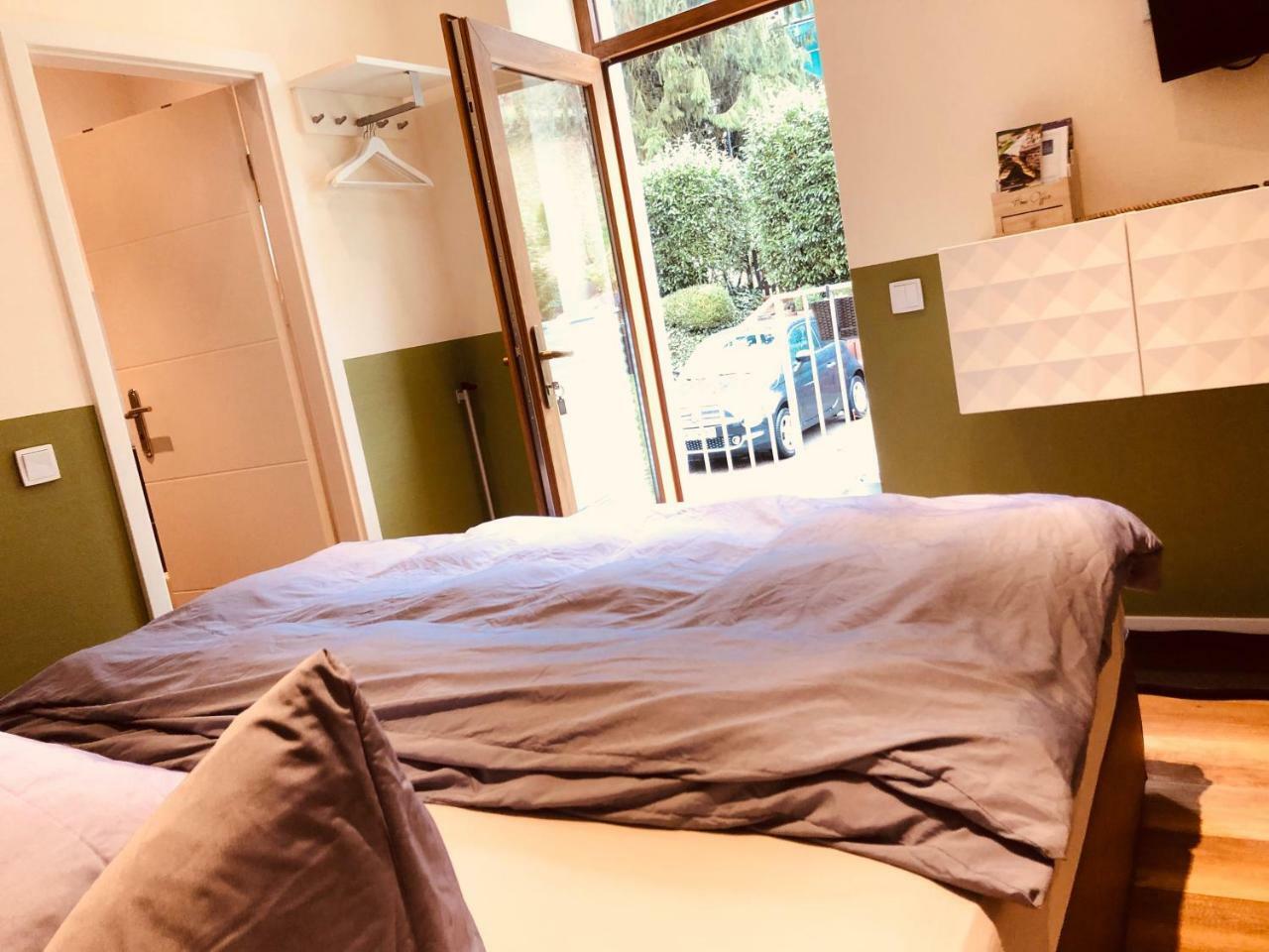 Business-Lodging Apartmenthaus Hoehr-Grenzhausen Luaran gambar